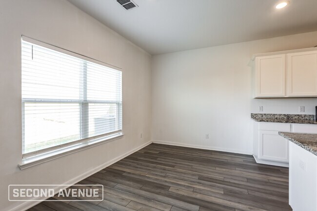 Building Photo - 10906 Juliette Pass