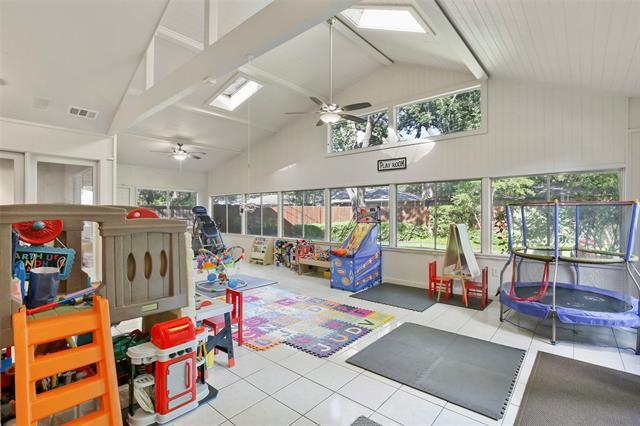 Building Photo - 13342 Peyton Dr