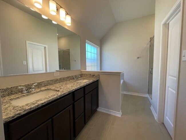 Building Photo - 7726 Merry Oaks Cv