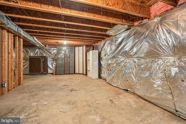 Building Photo - 9305 Sumner Lake Blvd