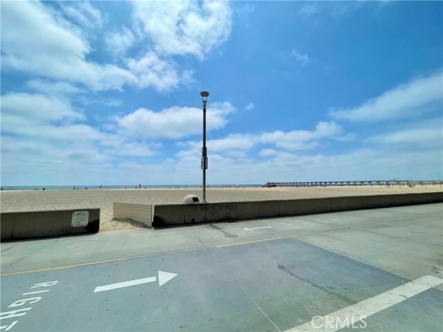 Building Photo - 24 10th Ct