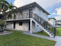 Building Photo - 4300 SW 67th Ave