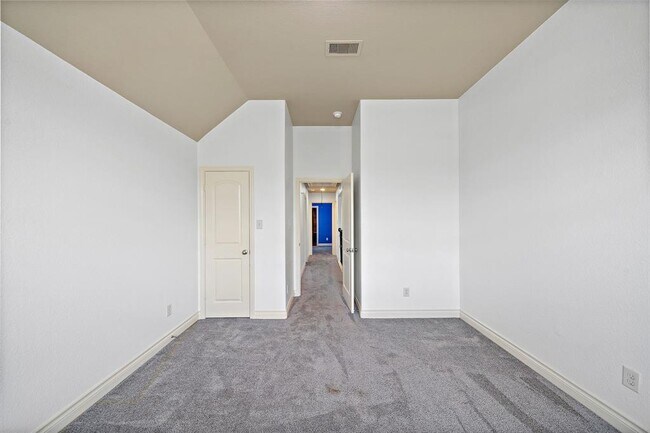 Building Photo - 28915 Crested Butte Dr