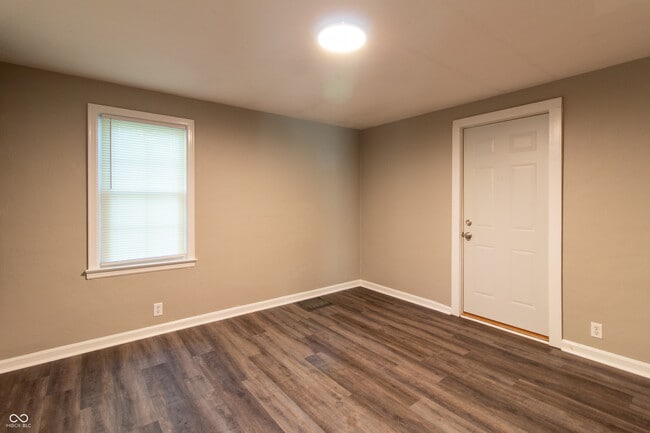Building Photo - 612 Alexandria Pike