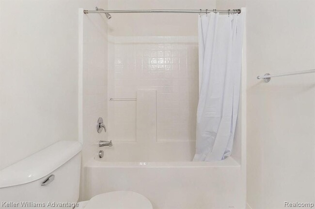 Building Photo - 28556 Carlton Way Dr