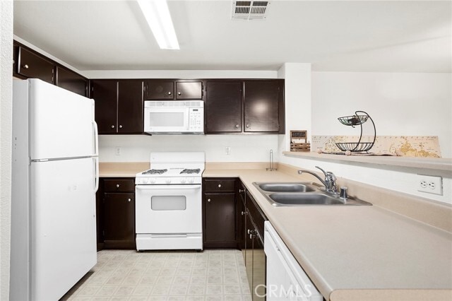 Building Photo - 44726 Adam Ln