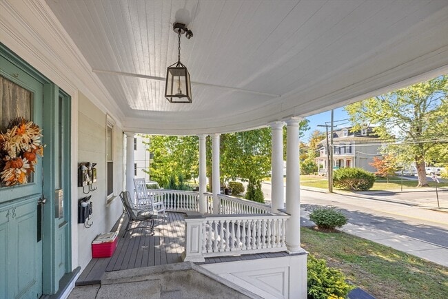 Building Photo - 48 Warren Ave