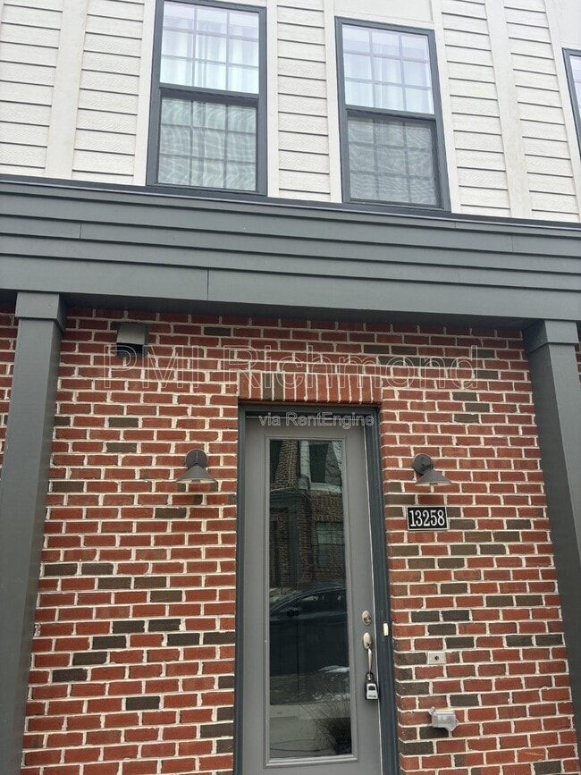 Building Photo - 13258 Coalfield Station Ln