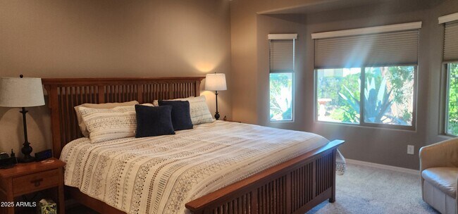 Building Photo - 27244 W Potter Dr