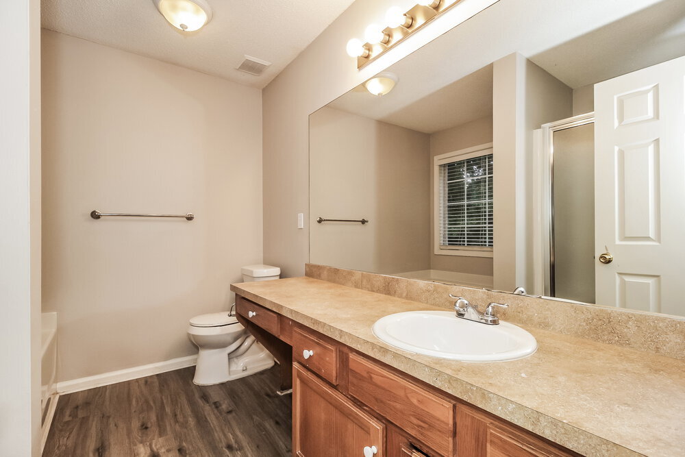 Building Photo - 28 Fernwick Ct