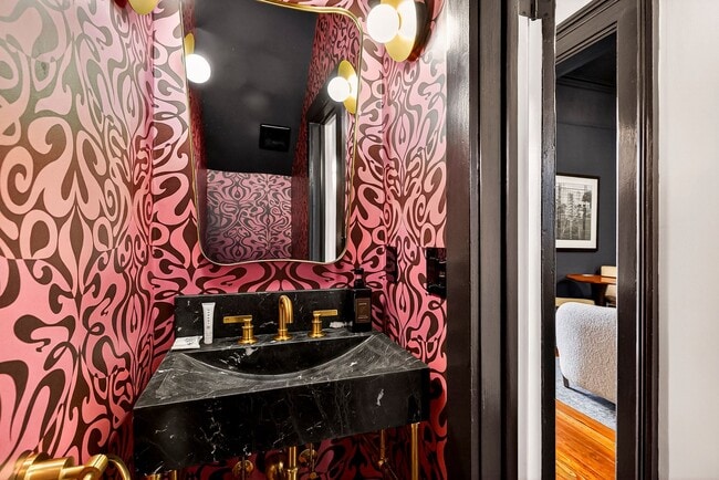 Building Photo - 313 W Bolton St