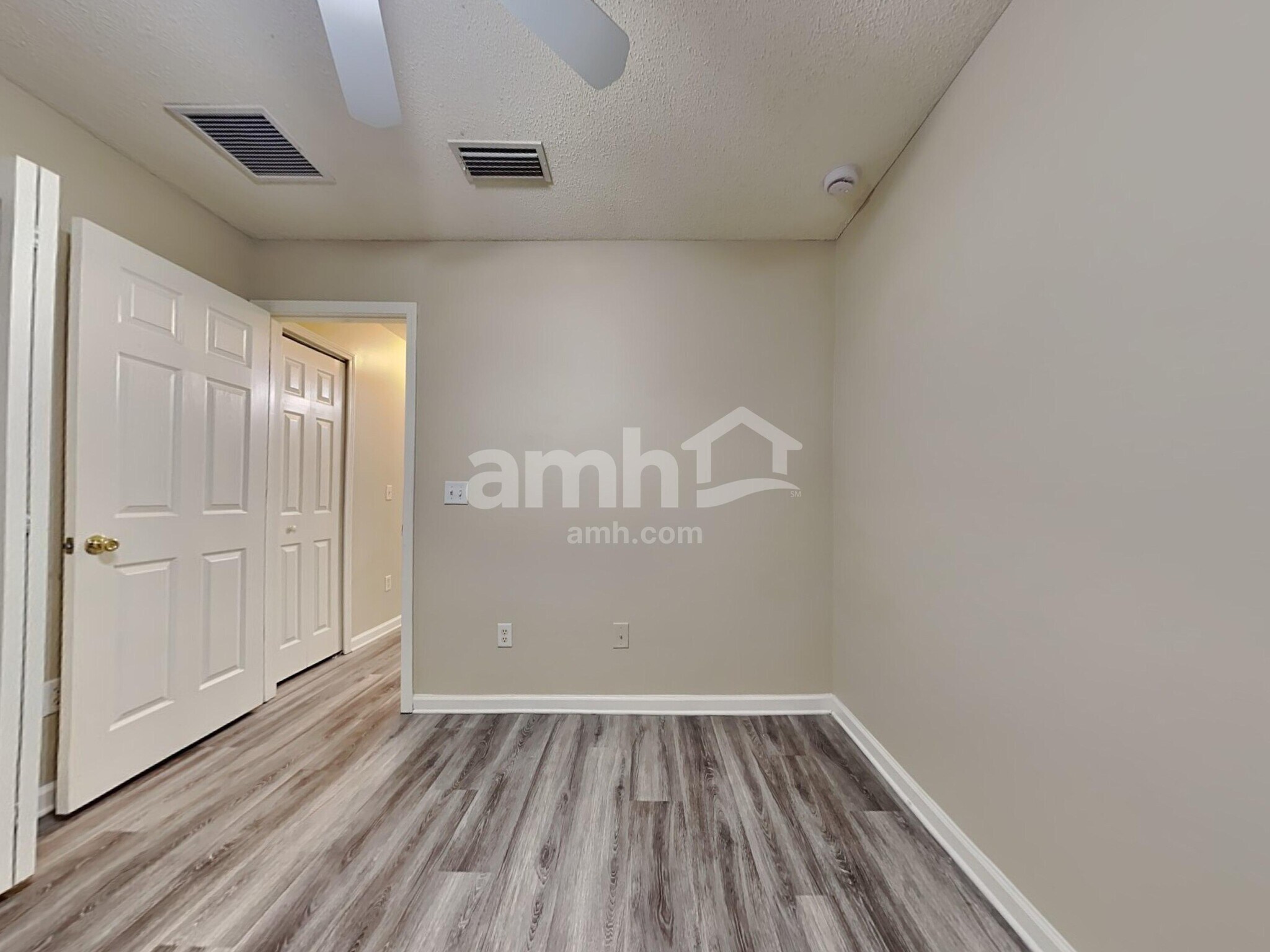 Building Photo - 861110 Worthington Dr