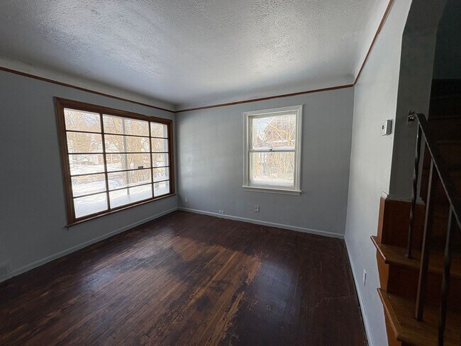 Building Photo - 16914 Maple Heights Blvd