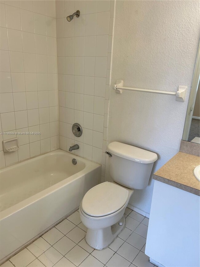 Building Photo - 4513 Woodland Cir