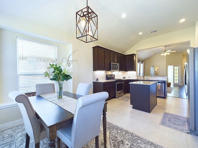 Building Photo - 15427 Crathie Bend Dr