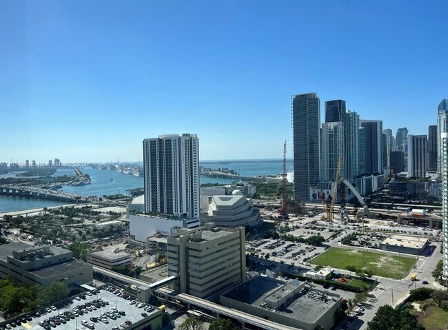 Building Photo - 501 NE 31st St