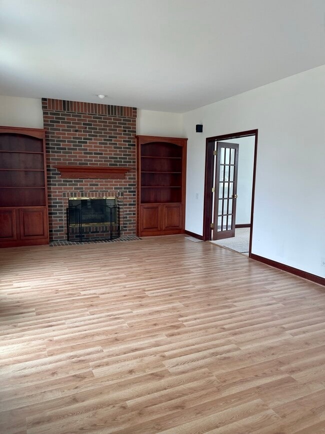 Building Photo - 2205 Clipper Ct