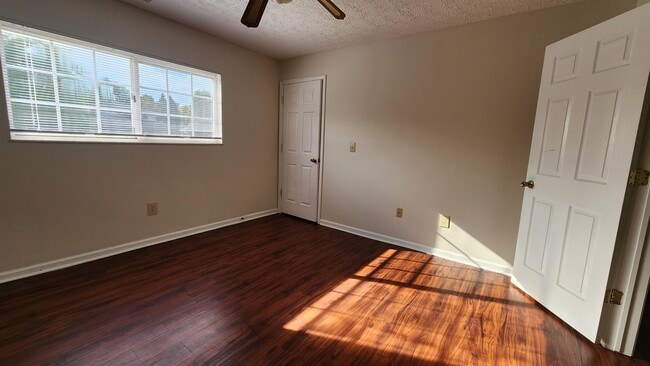 Building Photo - 1421 Wabash Ave