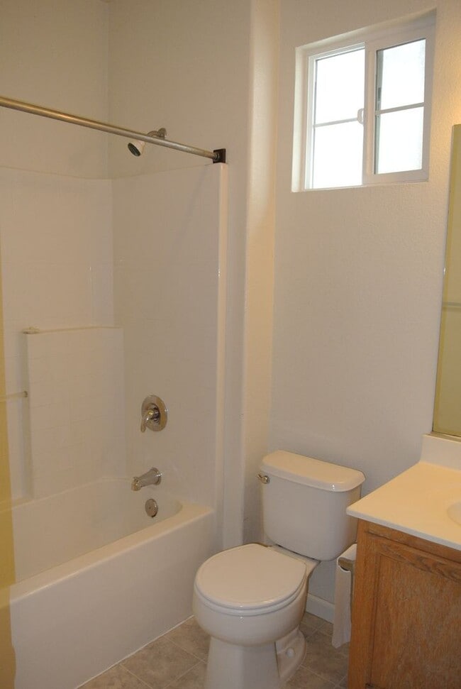 Building Photo - ** COMING SOON!!! ** Updated 4 Bedroom, 2 1/2 Bathroom House in Pittsburg Gated Community