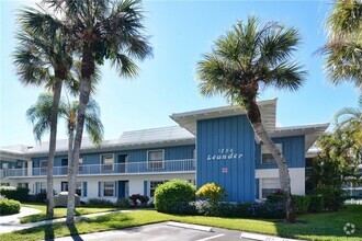 Building Photo - 1856 SW Palm City Rd