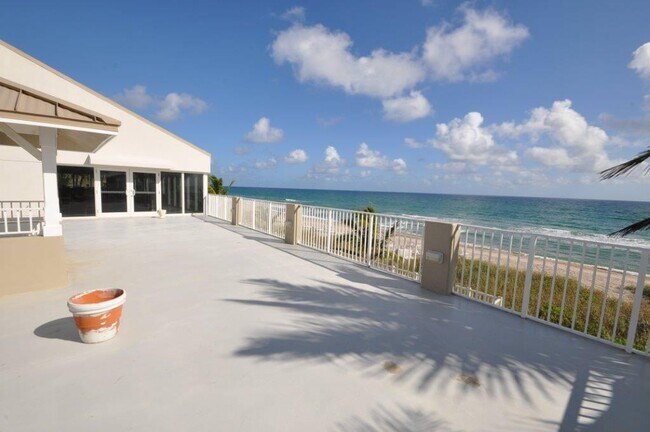 Building Photo - 4750 S Ocean Blvd