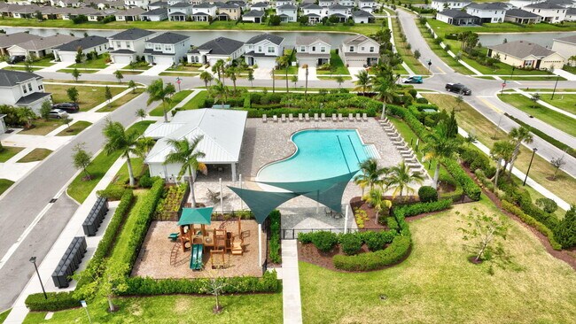 Building Photo - 10916 SW Robbia Way