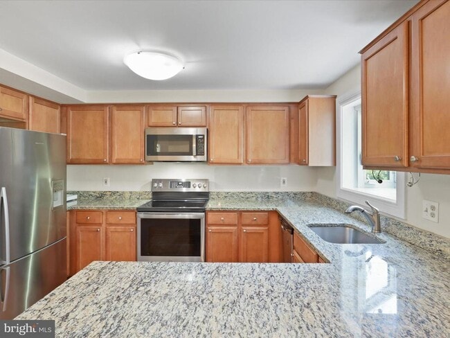Building Photo - 6502 Coachleigh Way