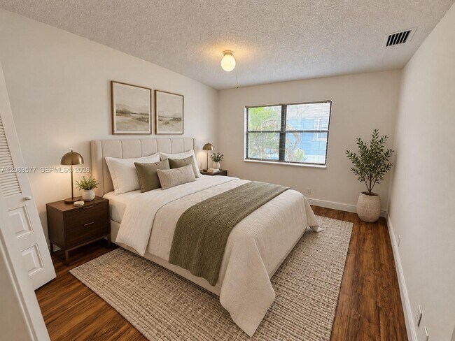Building Photo - 16413 Grape Way