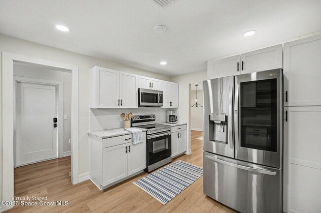 Building Photo - 855 Montego Bay Dr S