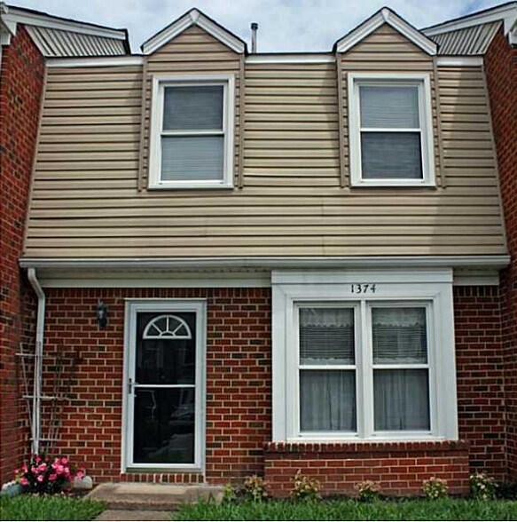 Primary Photo - 1374 Battleford Dr