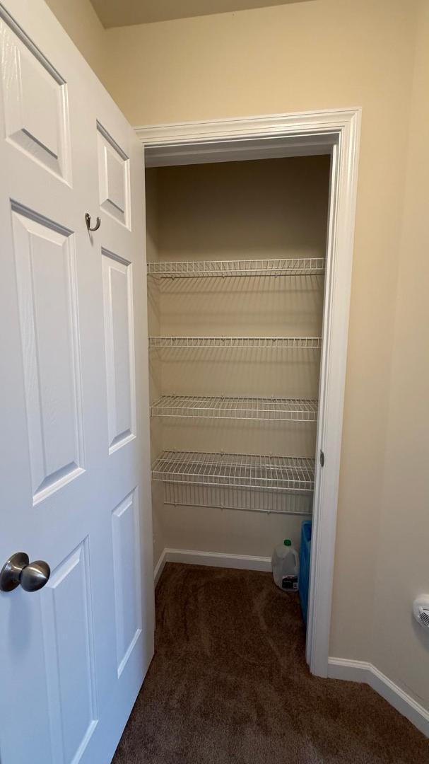 Building Photo - 12 Council Ct