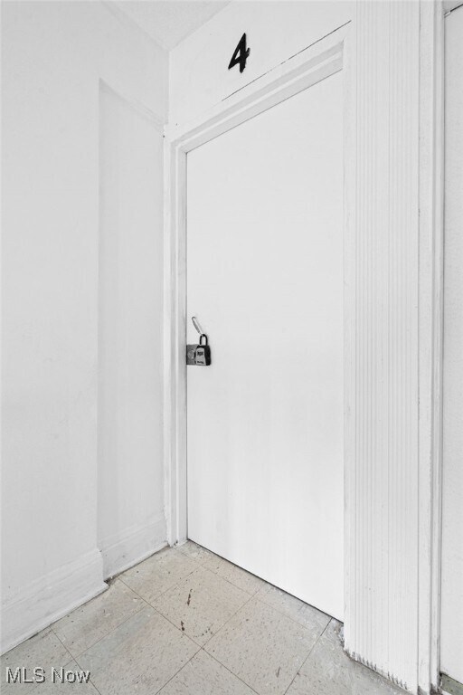 Building Photo - 740 Fern St