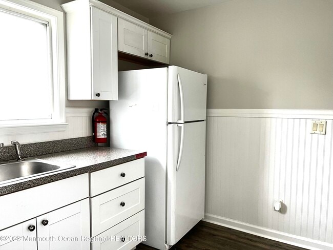 Building Photo - 215 Washington St