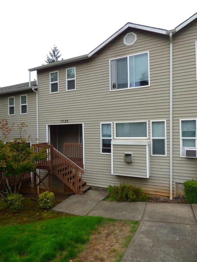 Building Photo - Rent Special: 1/2 Off February's Rent