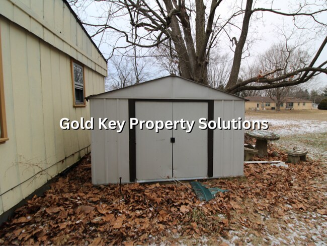 Building Photo - 1212-1212 1/2 LAYTON RD.