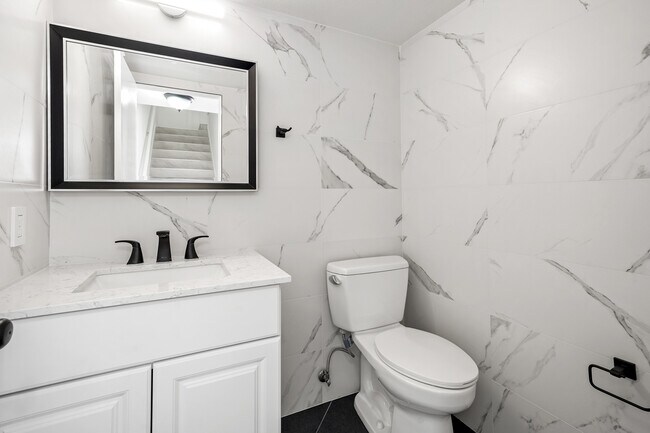 Building Photo - 22259 Erwin St