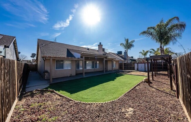 Building Photo - 3 BR 2.5 BA available soon