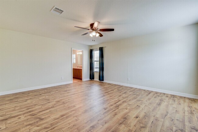 Building Photo - 1911 Helvick Blvd