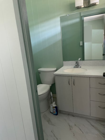 Building Photo - 162 Alanui