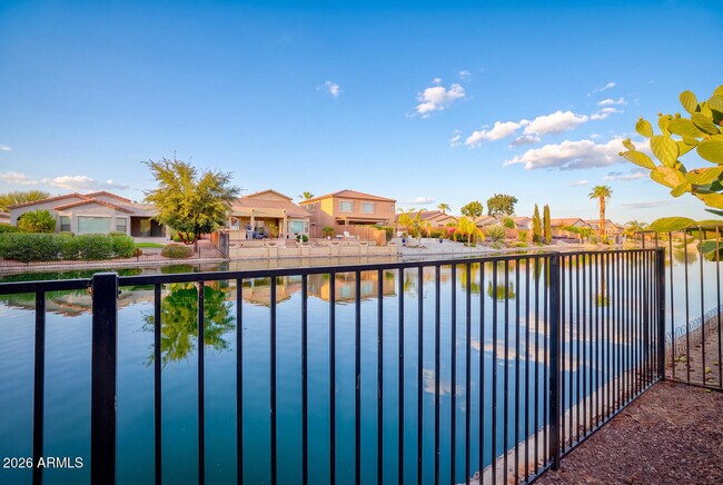 Building Photo - 844 E Indian Wells Pl