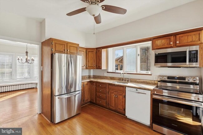 Building Photo - 1329 Olive St