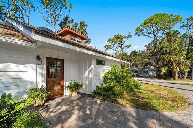 Building Photo - 731 Texas St