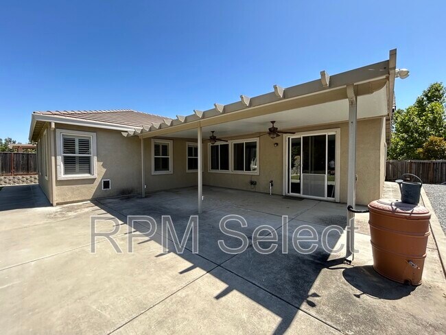 Building Photo - 3881 Clay Bank Rd
