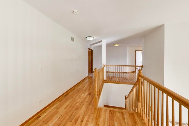 Building Photo - 2951 Old Glory Dr