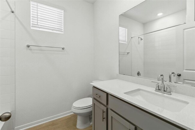 Building Photo - 475 Brooks Ranch Dr