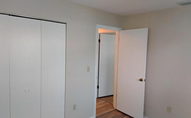 Building Photo - 8328 SW 106th Pl