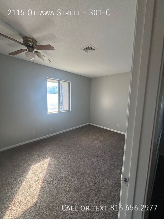 Building Photo - 2115 Ottawa St