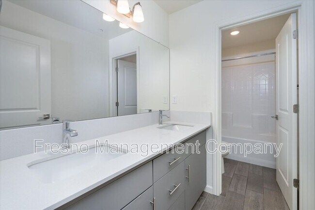 Building Photo - 3740 Highpark Way
