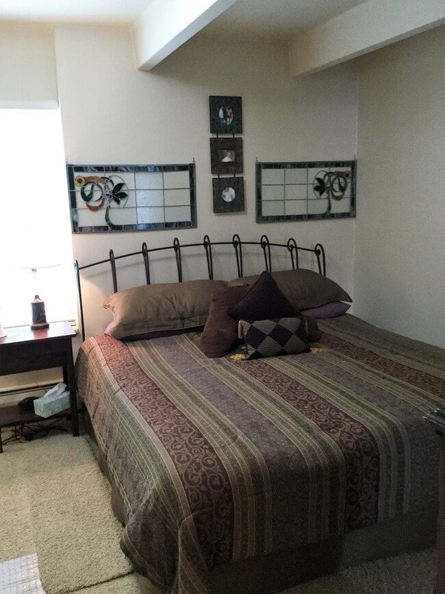 Building Photo - Summer Seasonal Rental- Anchorage East 11