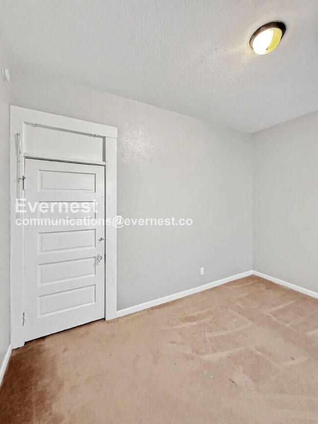 Building Photo - 1311 Mason St